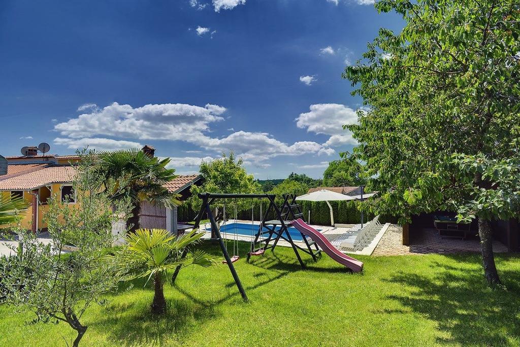 Villa Semy Pazin Exterior foto